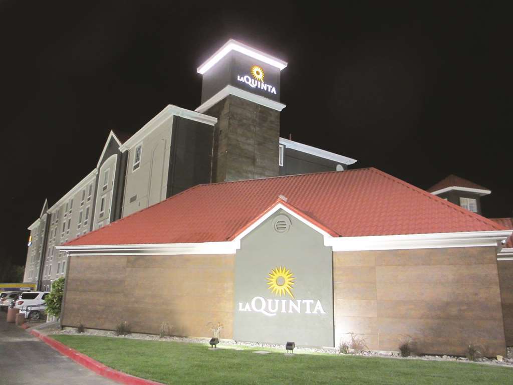 La Quinta By Wyndham Las Vegas Summerlin Tech מראה חיצוני תמונה