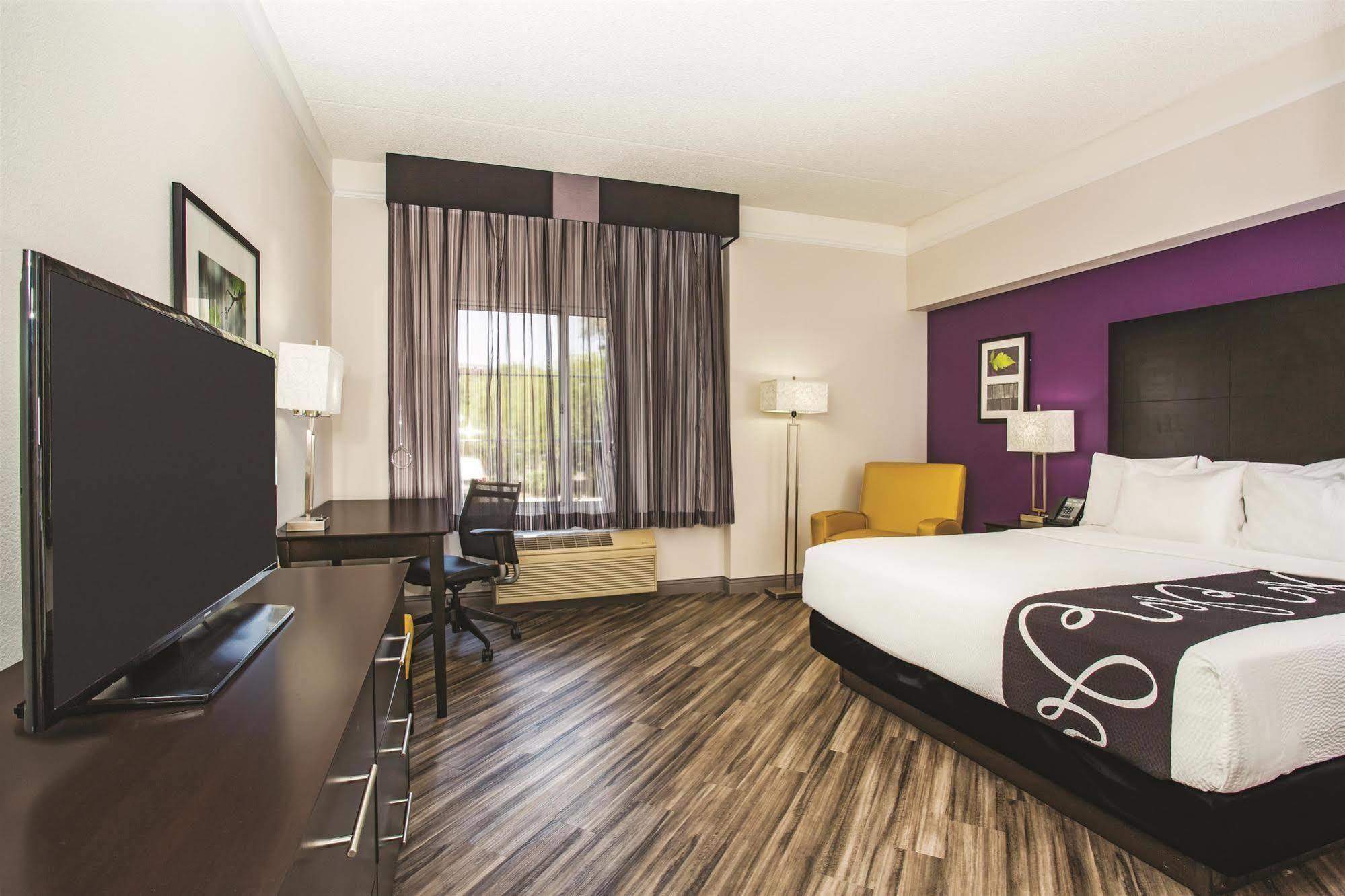 La Quinta By Wyndham Las Vegas Summerlin Tech מראה חיצוני תמונה
